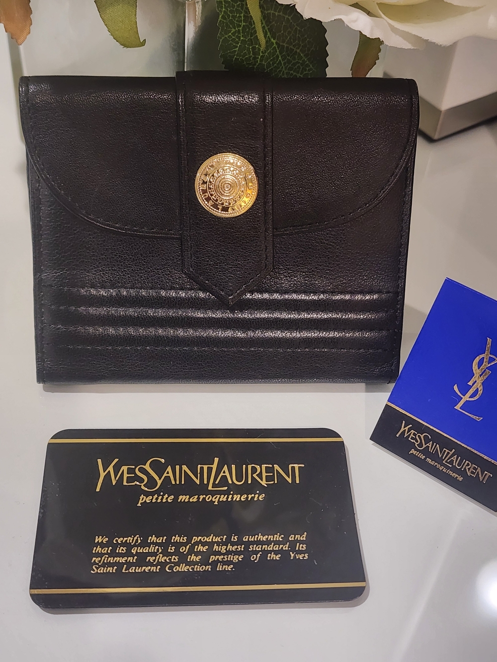 Vintage Yves Saint Laurent Black Compact Leather Women's Wallet with Gold Button - Picture 2 of 11